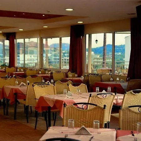 Hotel apartamentowy Diagoras Club