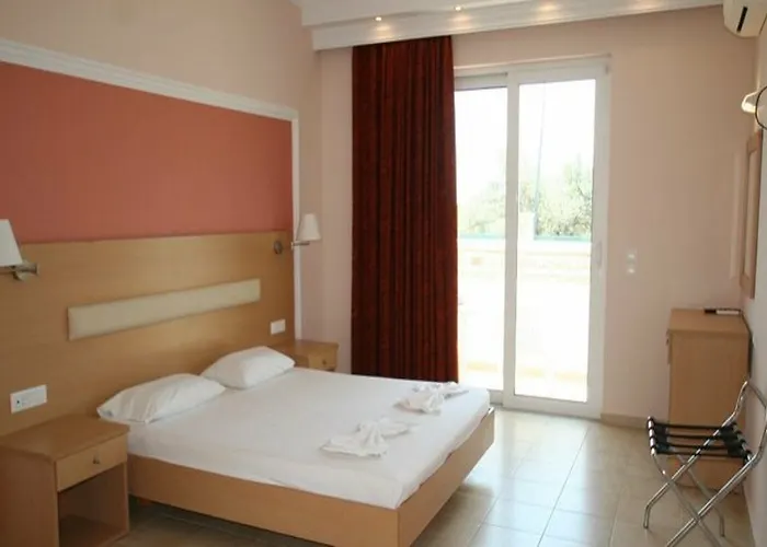 Diagoras Club Apart Otel 3*