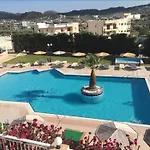 Diagoras Club Aparthotel 3*